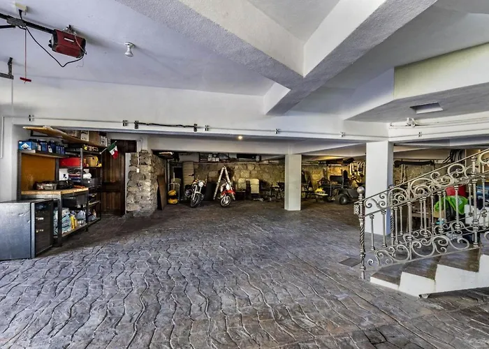 Villa Lucia Arch And Lands End Views - 4200 Sq Ft Luxury Villa