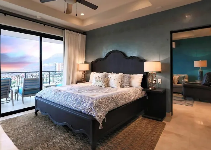 Stunning 3Br Condo With Ocean Views, Golf Course & Resort Amenities