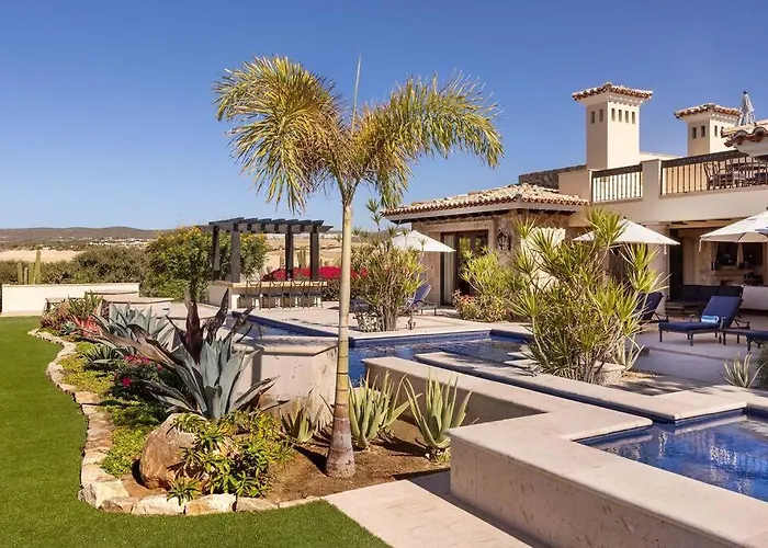 5-Br Golf Villa With Transportation Included