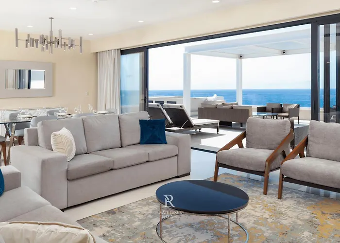 Three Bdr Penthouse Ocean Front-Villa La Valencia