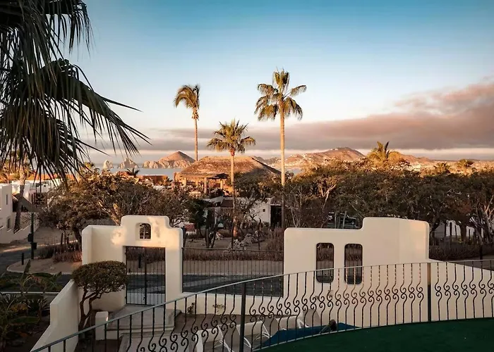 Casa Reyes, Casa Reyes Family Oasis, Heated-Pool & Amazing Views