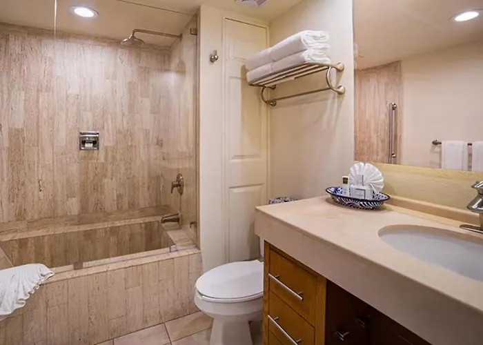 Villa del Palmar Los Cabos, Elite Luxe Member Units by Stephen Ostler
