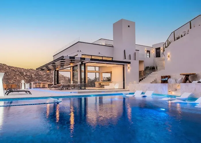 Villa Chavez By Cabo Villas