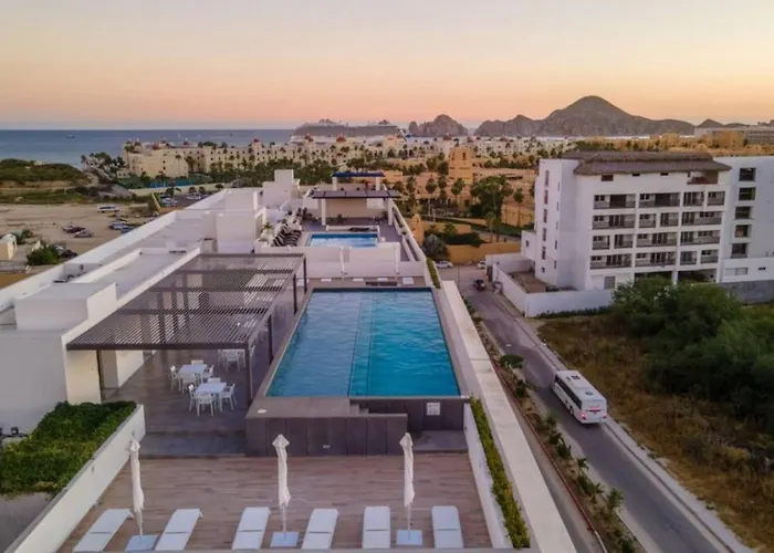 2BR Gem Beach&Downtown