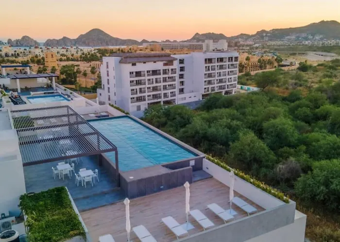 2Bd 2Bth Your Ideal Stay With Luxury And Comfort