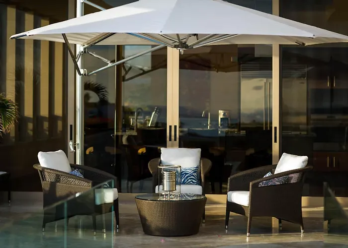 Villa Pacific West