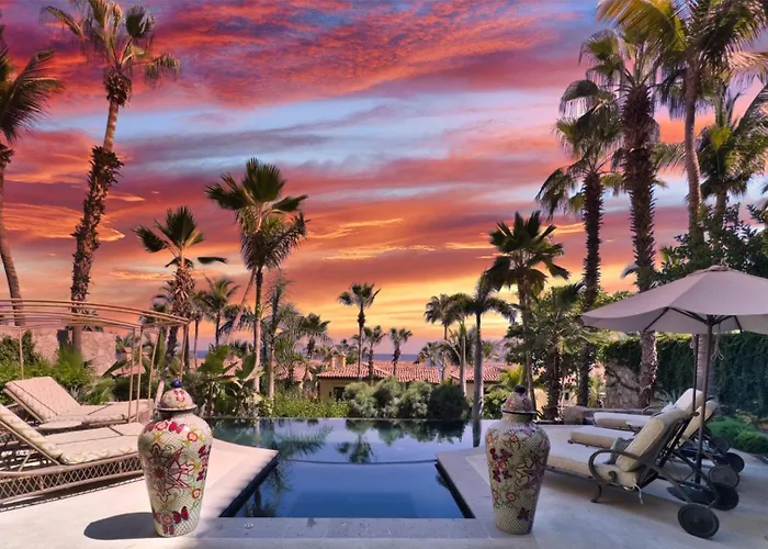 Hacienda Beach Club 1100