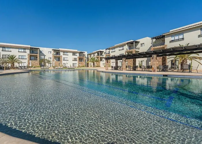 Modern Condo In El Tezal, Peaceful, Secure & Minutes From Cabo Hotspots