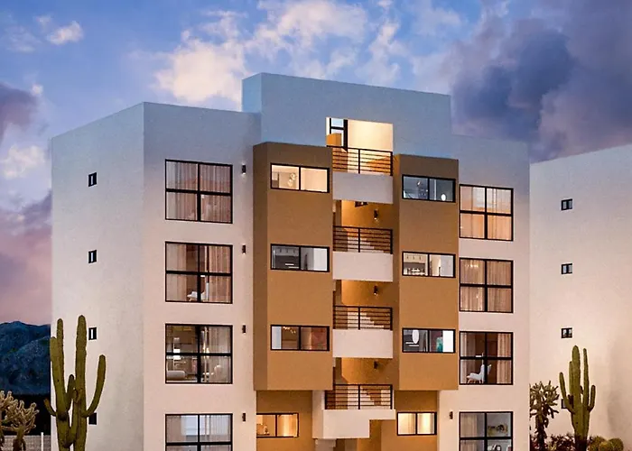 Luxury Accommodation, Including A Tour To The Famous Arch