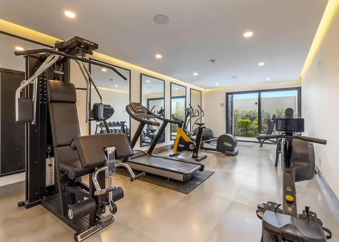 New Condo Right Next To The Beach - Pool