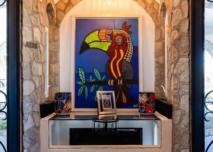 Cabo San Lucas Castle With Rooftop Sea Views