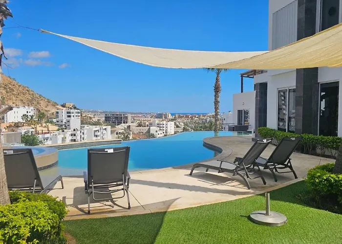 Cozy Cabo Condo 2Br, Shared Pool, Gated Community, 20 Walk To Beach