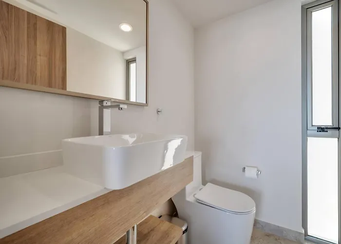 Marvelous Brand New 2 Bedroom Condo - Pool With Ocean Views